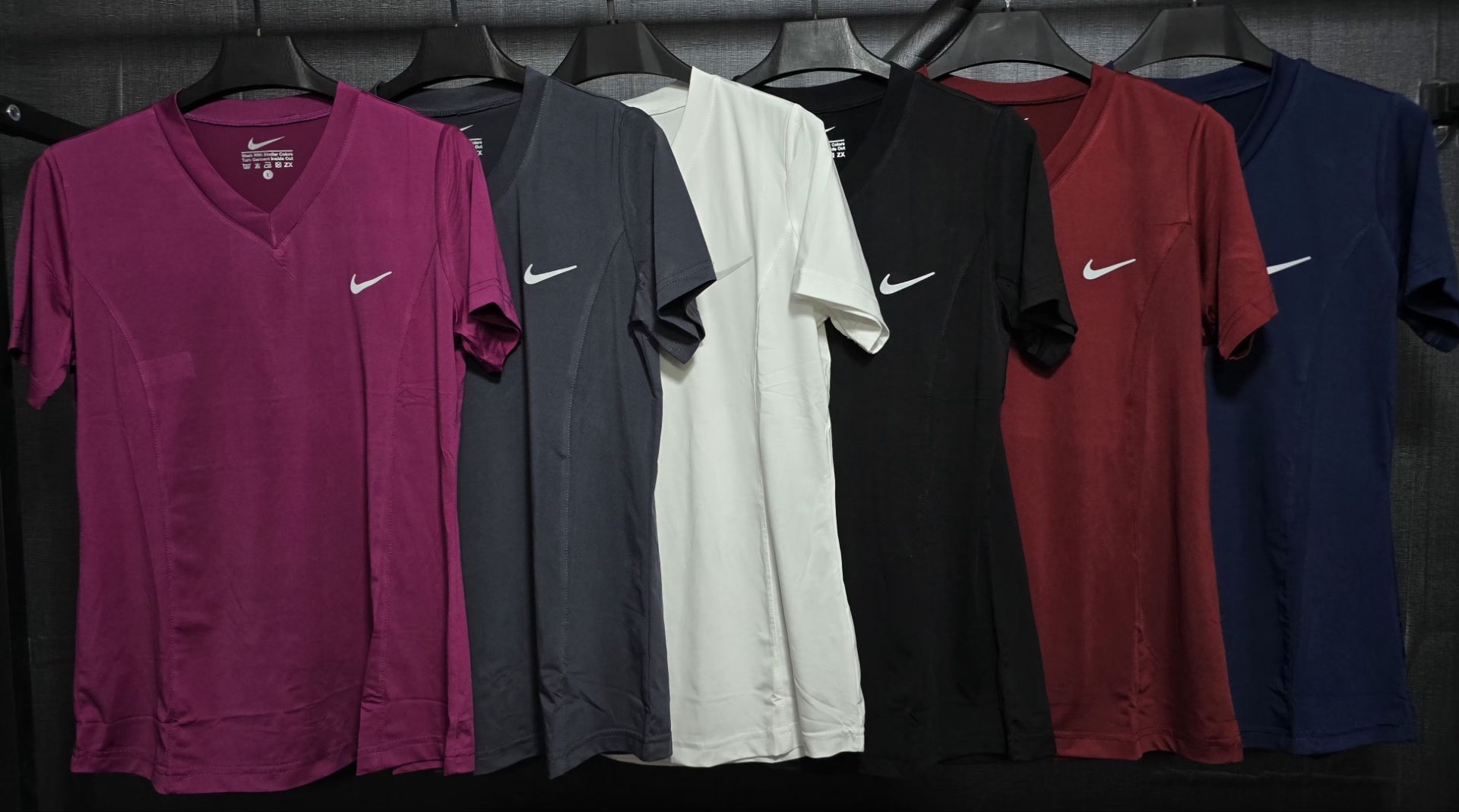 تیشرت زنانه NIKE